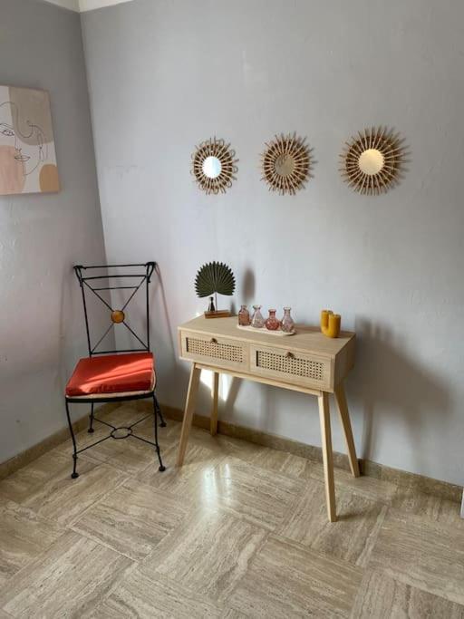 Appartement Spacieux Cases-de-Pene Luaran gambar
